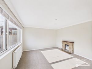 Sitting Room- click for photo gallery